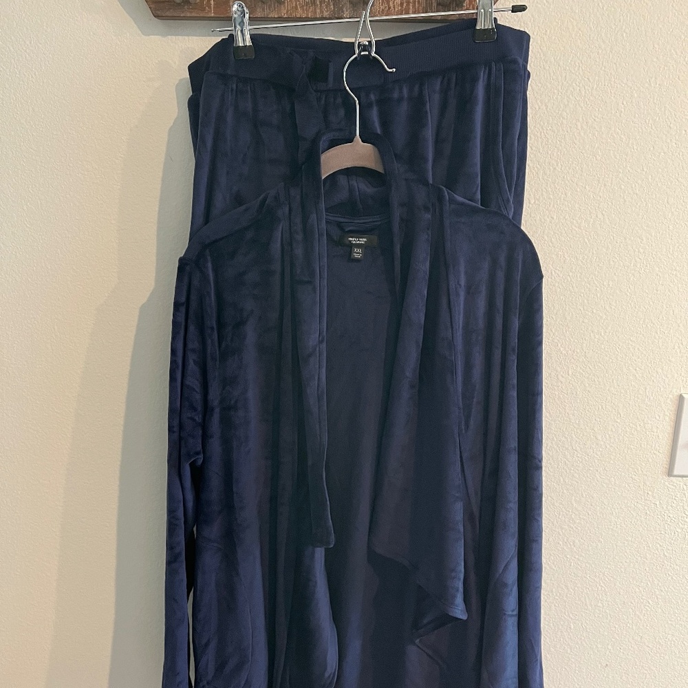Simply Vera lounge set